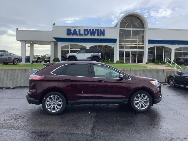 2022 Ford Edge Titanium
