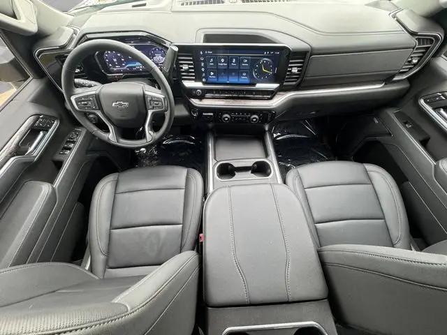 2025 Chevrolet Silverado 2500HD 4WD Crew Cab Standard Bed LTZ