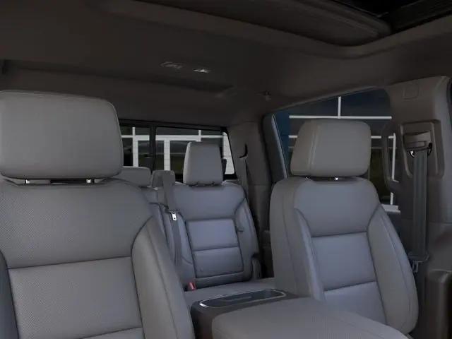 2026 GMC Sierra 1500 Crew Cab, Short Bed, SLT, RWD