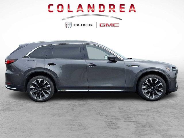 2024 Mazda X-90 Premium Plus