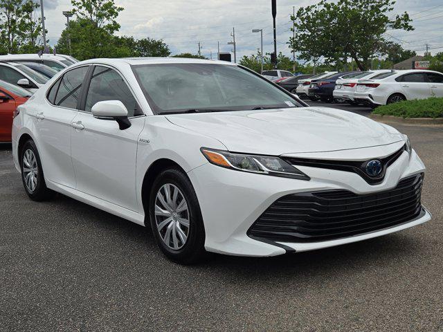 2020 Toyota Camry LE Hybrid