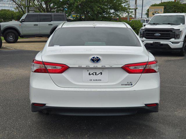 2020 Toyota Camry LE Hybrid
