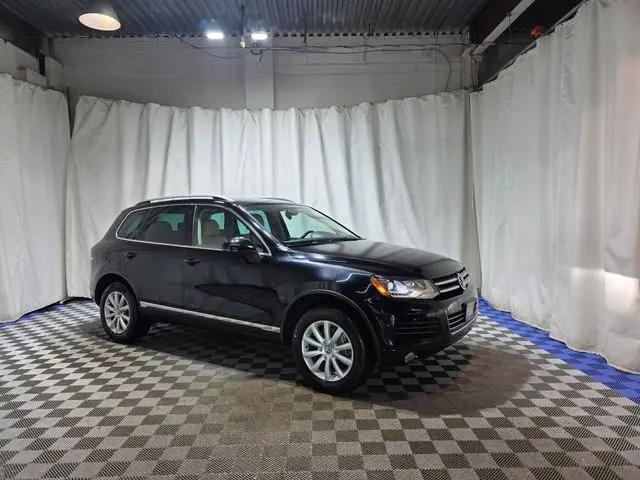 2011 Volkswagen Touareg VR6 Sport