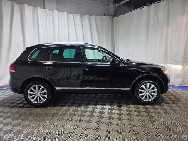 2011 Volkswagen Touareg VR6 Sport