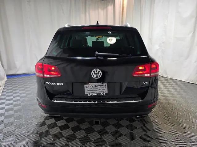 2011 Volkswagen Touareg VR6 Sport