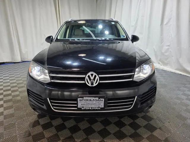 2011 Volkswagen Touareg VR6 Sport
