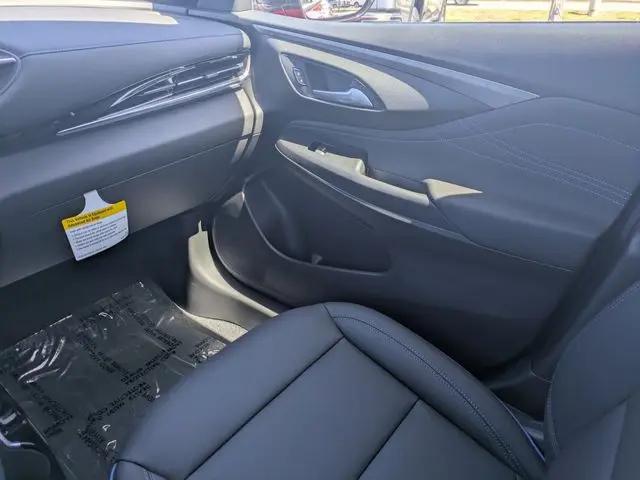 2026 Buick NV Sport Touring FWD