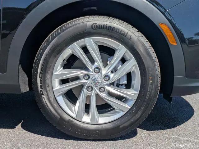 2026 Buick NV Preferred FWD