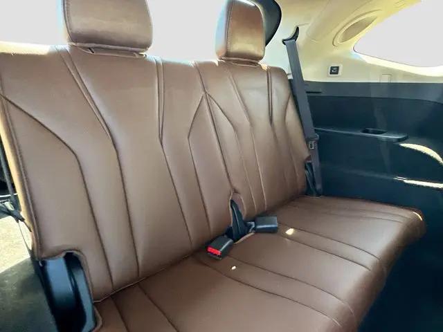 2023 Acura MDX Advance Package