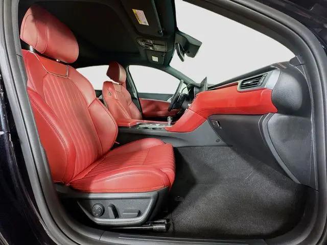 2023 Genesis G70 2.0T AWD