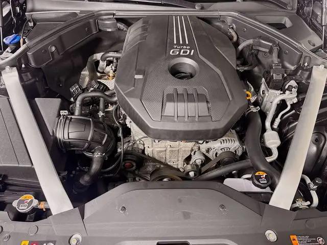 2023 Genesis G70 2.0T AWD