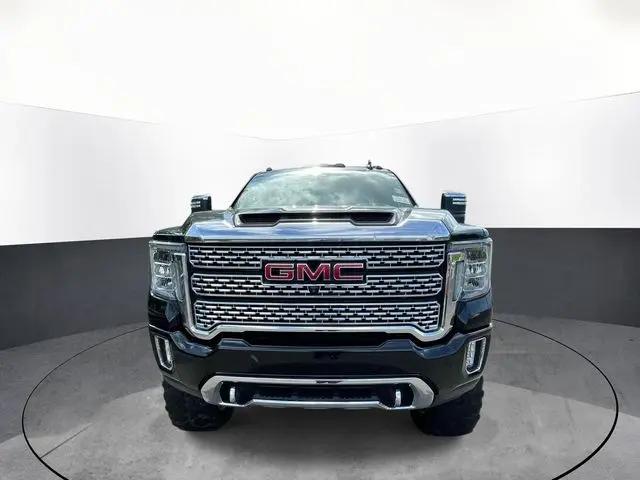2020 GMC Sierra 2500HD 4WD Crew Cab Standard Bed Denali