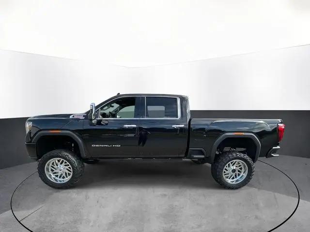 2020 GMC Sierra 2500HD 4WD Crew Cab Standard Bed Denali