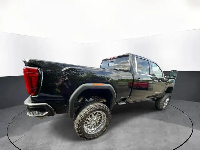 2020 GMC Sierra 2500HD 4WD Crew Cab Standard Bed Denali