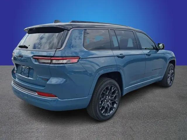 2026 Jeep Grand Cherokee L Summit 4x4