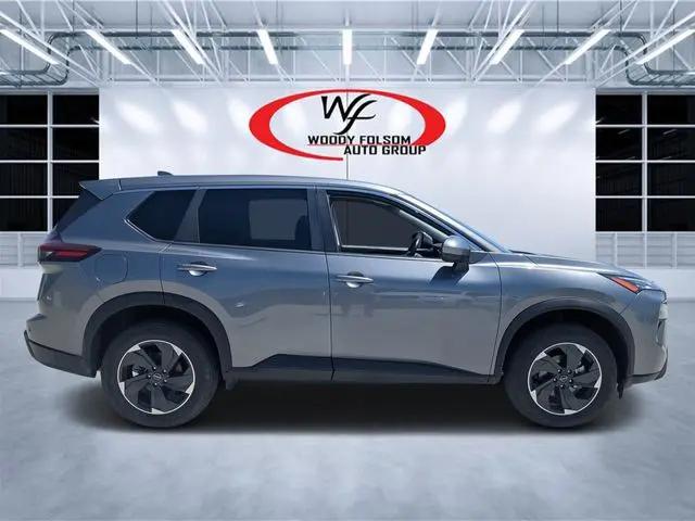 2025 Nissan Rogue SV FWD