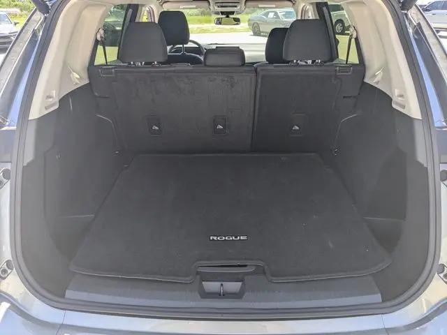 2025 Nissan Rogue SV FWD
