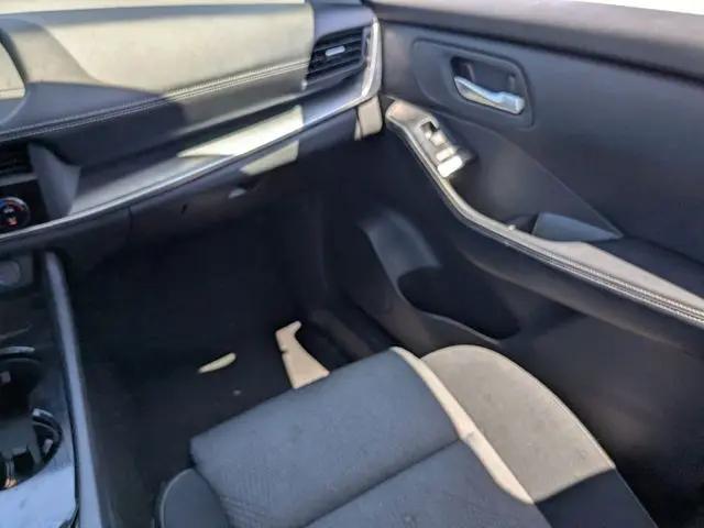 2025 Nissan Rogue SV FWD