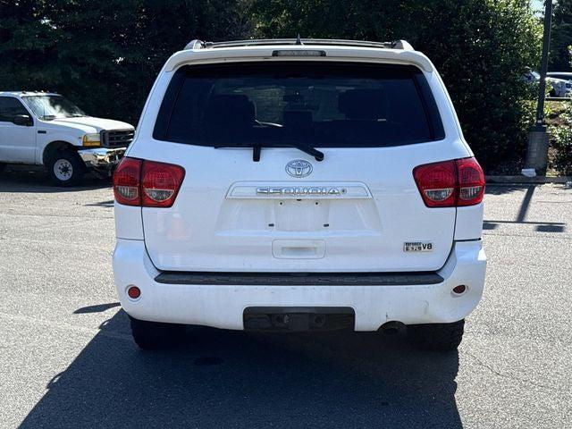 2015 Toyota Sequoia SR5 5.7L V8 2015 Toyota Sequoia SR5 5.7L V8