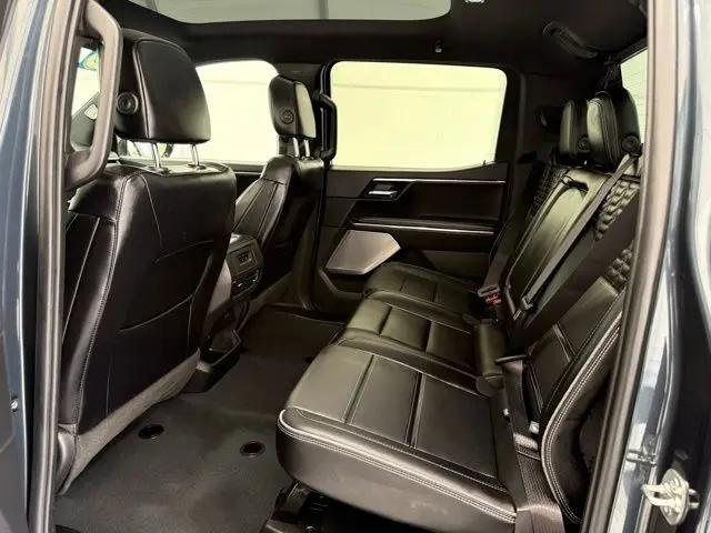 2025 GMC Sierra Max Range Denali