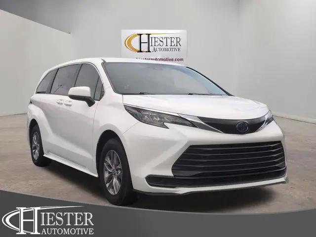 2024 Toyota Sienna LE for sale in Sanford, NC