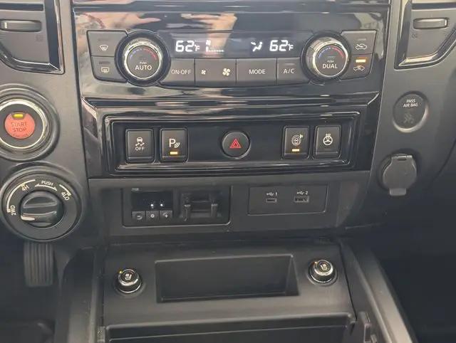 2024 Nissan Titan Crew Cab PRO-4X 4x4