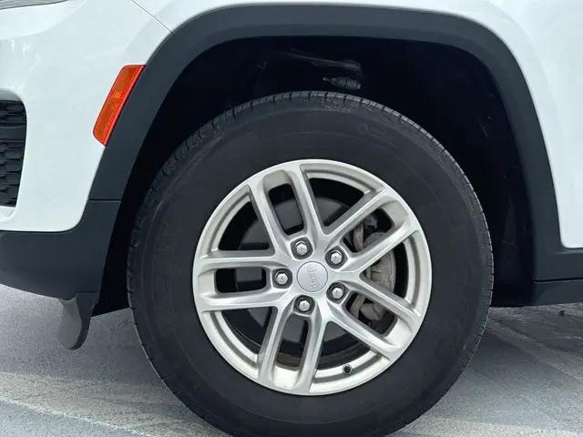 2024 Jeep Grand Cherokee Laredo X 4x4