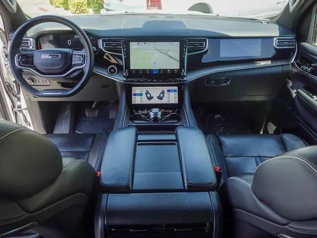 2024 Jeep Grand Wagoneer L Series II 4x4