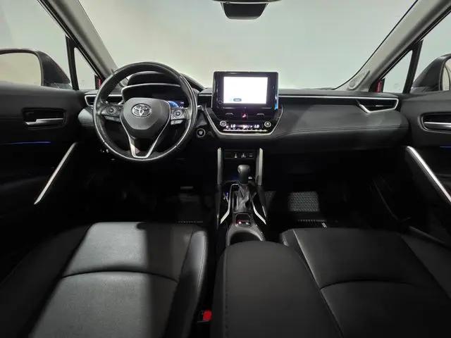 2023 Toyota Corolla Cross XLE
