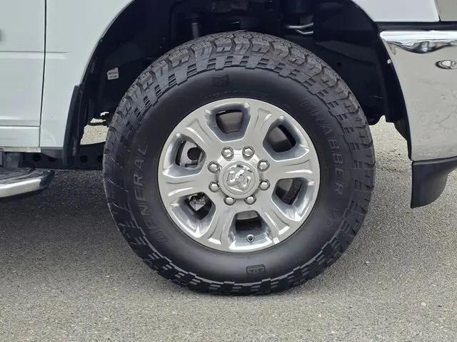 2024 Ram 2500 Big Horn Crew Cab 4x4 6'4" Box