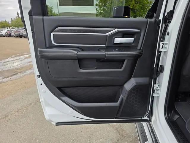 2024 Ram 2500 Big Horn Crew Cab 4x4 6'4" Box
