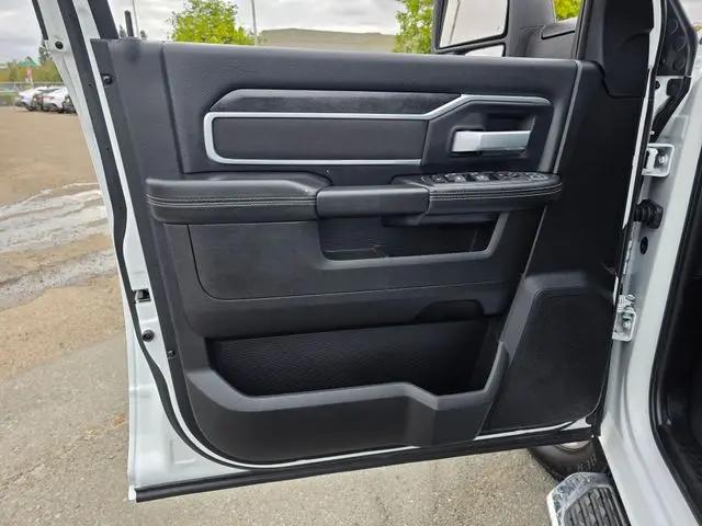 2024 Ram 2500 Big Horn Crew Cab 4x4 6'4" Box