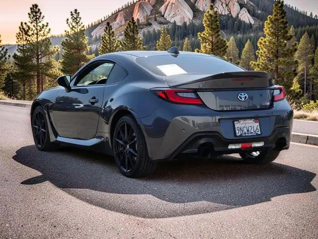 2024 Toyota GR86 Premium