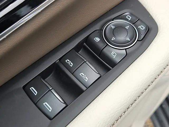 2026 GMC Yukon 4WD Denali