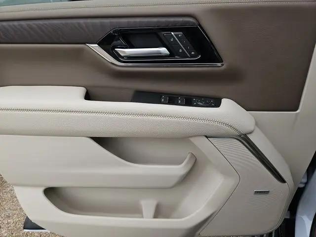 2026 GMC Yukon 4WD Denali