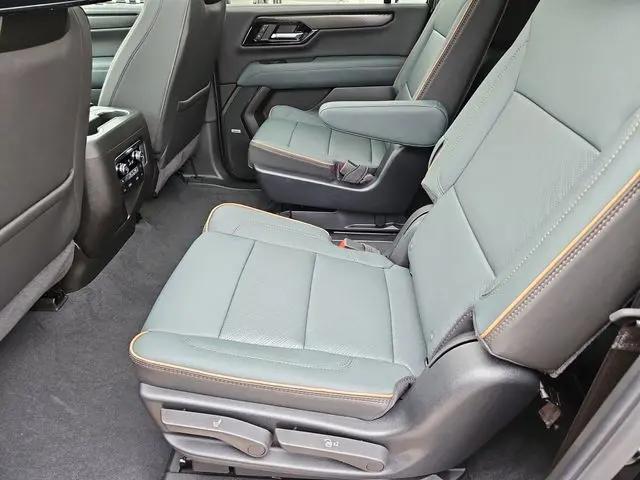 2026 GMC Yukon XL 4WD AT4