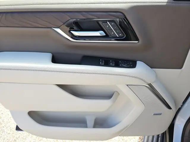 2026 GMC Yukon XL 4WD Denali