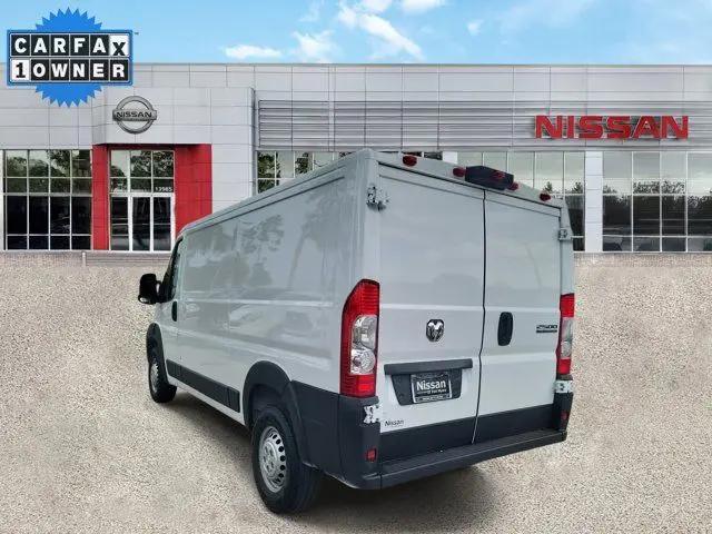 2025 Ram ProMaster 2500 Cargo Van Tradesman Low Roof 136" WB w/Pass Seat