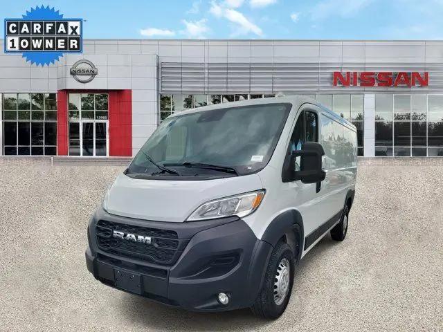 2025 Ram ProMaster 2500 Cargo Van Tradesman Low Roof 136" WB w/Pass Seat