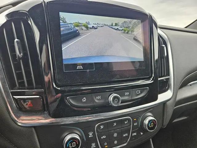 2023 Chevrolet Traverse FWD LT Cloth