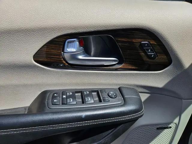2021 Chrysler Pacifica Limited AWD