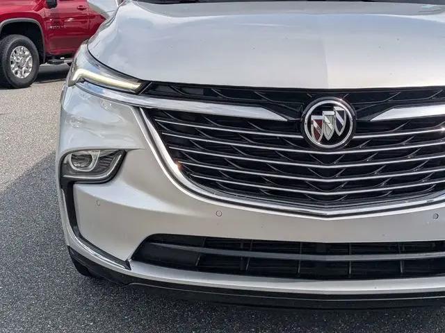 2022 Buick Enclave FWD Essence