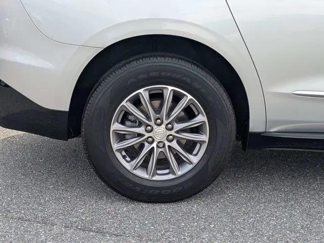 2022 Buick Enclave FWD Essence