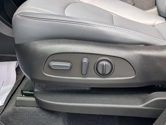 2022 Buick Enclave FWD Essence