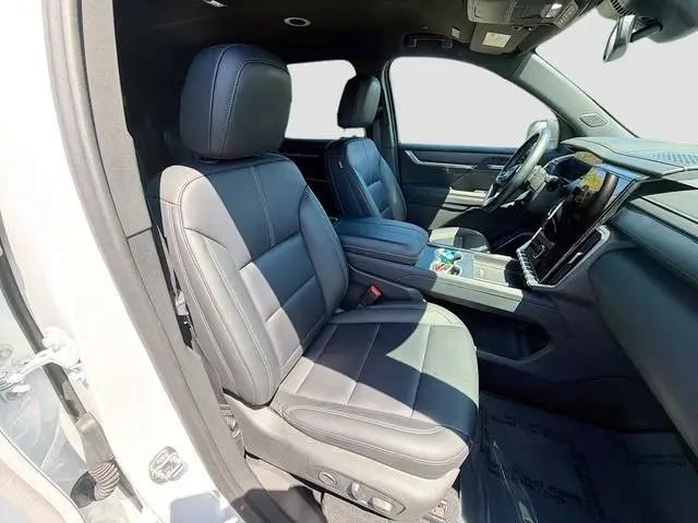 2024 GMC Acadia FWD Elevation