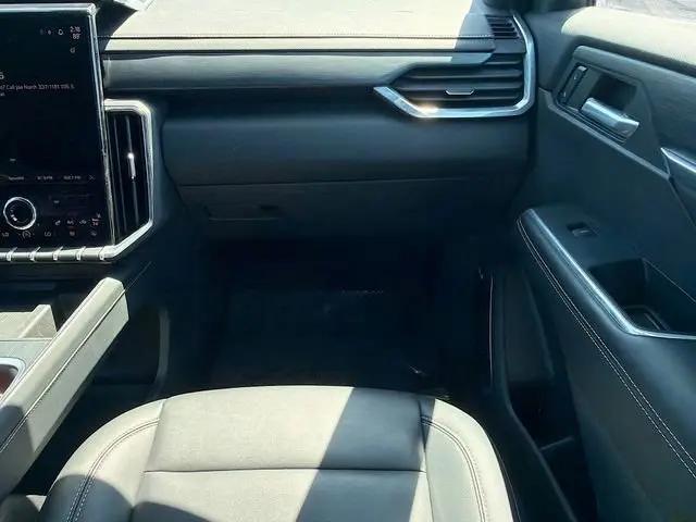 2024 GMC Acadia FWD Elevation