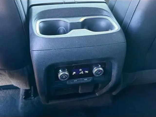 2024 GMC Acadia FWD Elevation