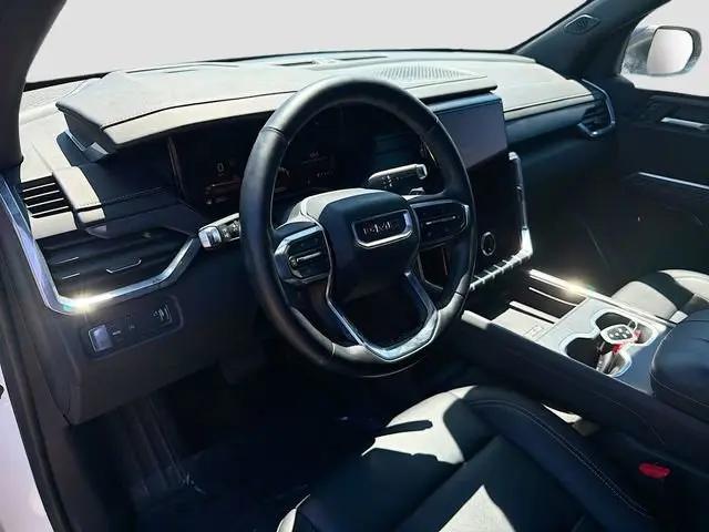2024 GMC Acadia FWD Elevation