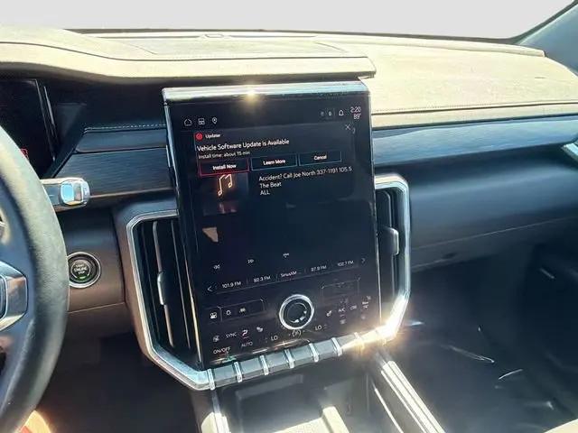 2024 GMC Acadia FWD Elevation