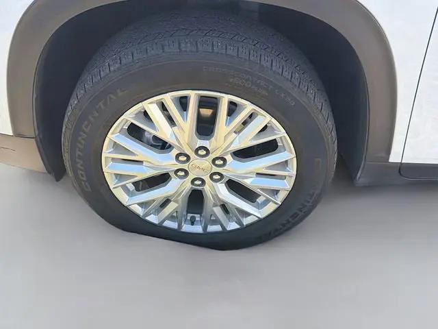 2024 GMC Acadia FWD Elevation